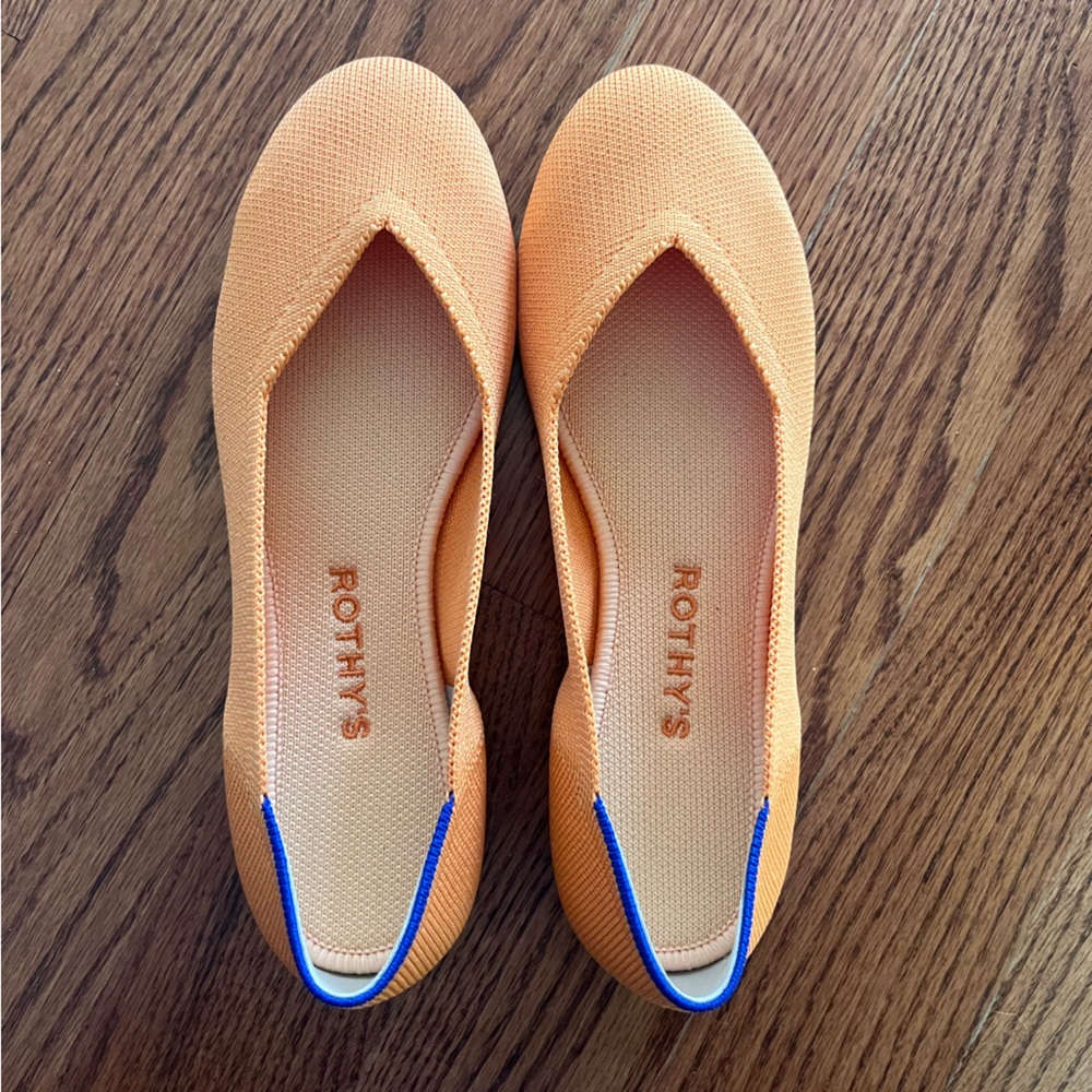 Orange Rothy’s!